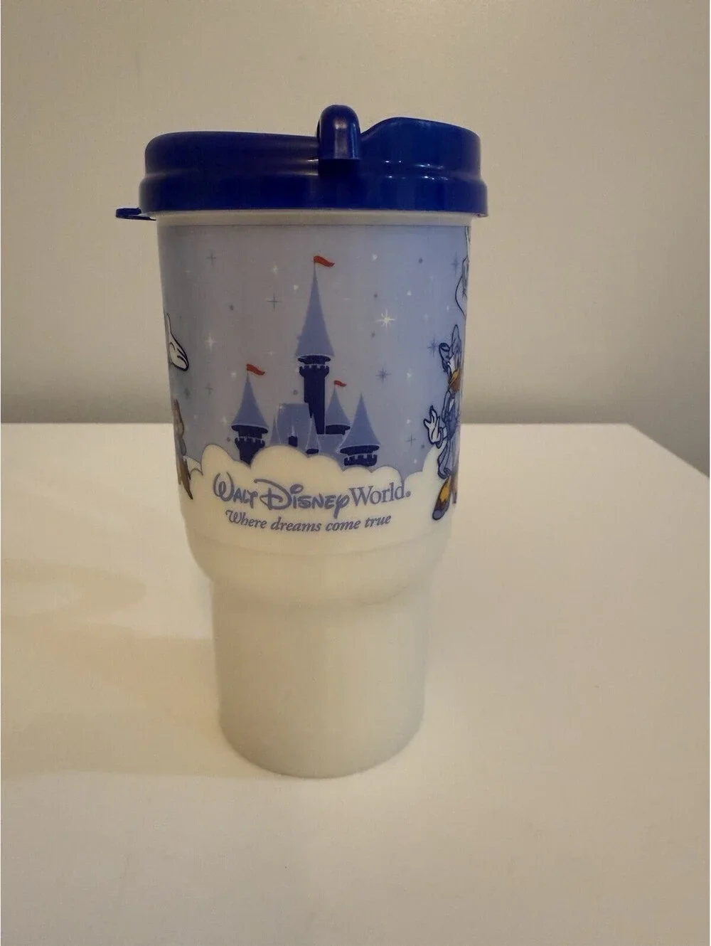 2007 Walt Disney World Travel Mug w/ Lid - Mickey Minnie Pluto Goofy Donald Chip
